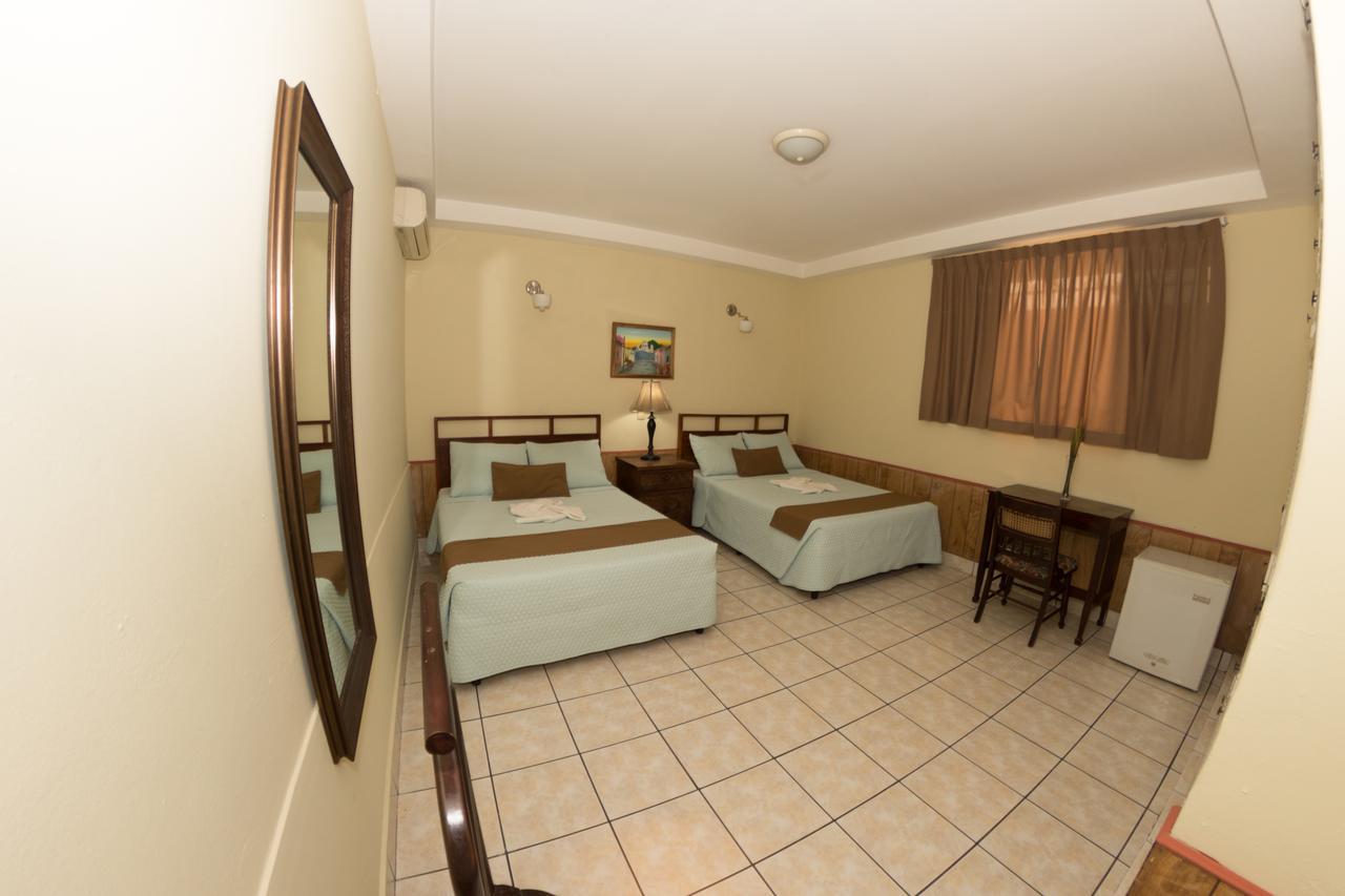 Hotel Meson De Maria Antiguo Cuscatlán Zewnętrze zdjęcie