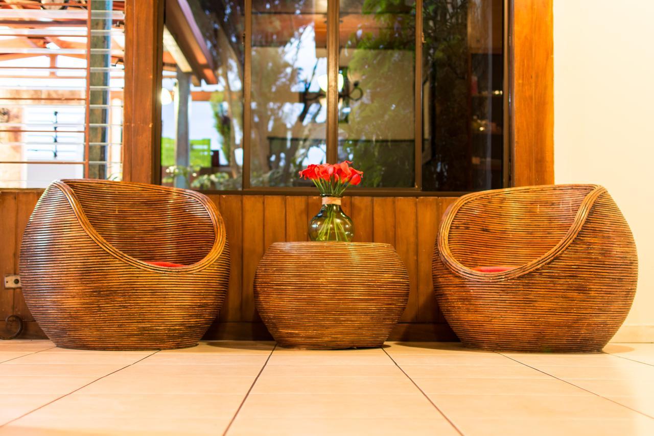 Hotel Meson De Maria Antiguo Cuscatlán Zewnętrze zdjęcie