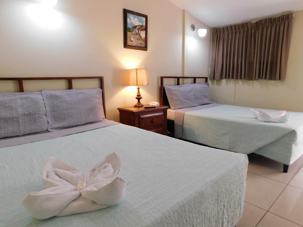 Hotel Meson De Maria Antiguo Cuscatlán Zewnętrze zdjęcie